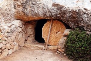 ... de steen is weggerold